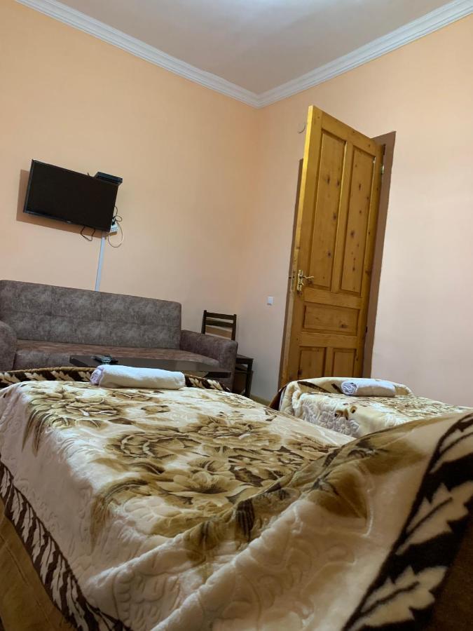 Hotel Kakhaberi Tetritskaro Екстериор снимка
