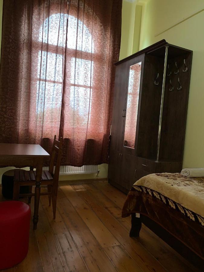 Hotel Kakhaberi Tetritskaro Екстериор снимка